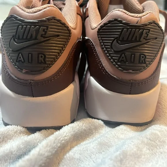 Nike Air Max 90 LTR Smokey Mauve/Platinum Violet-Dark Size:7.5W/6Y - Picture 5 of 5